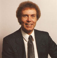 Photo of Lou Riggs